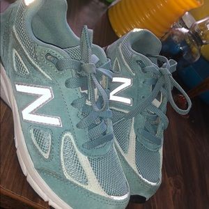 Kids new balance size 2